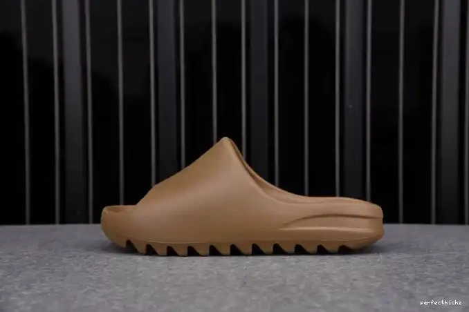 G55492 Core Yeezy Slide Adidas 0530